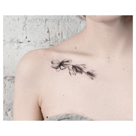 tatuajes para mujer en los pechos|Tatuajes en el pecho: 25 diseños en HD que no has。